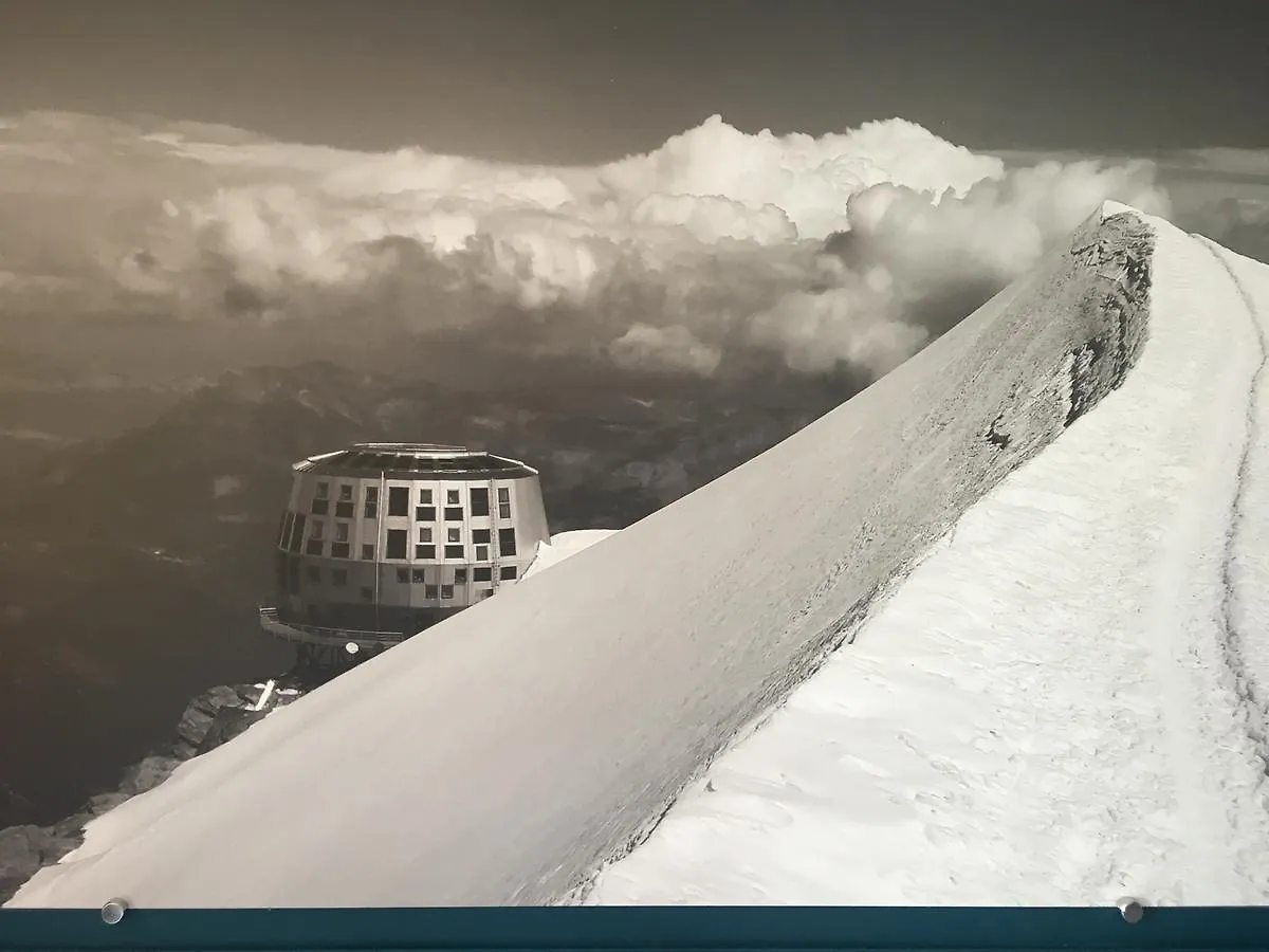 Appart'Hotel Aiguille Verte & Spa Chamonix 3*,
